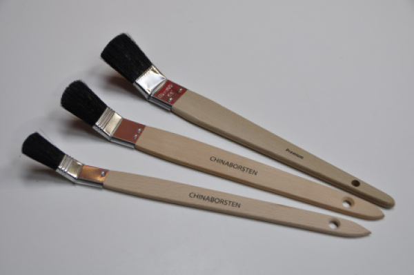 Plattpinsel gebogen für alle Lackarten